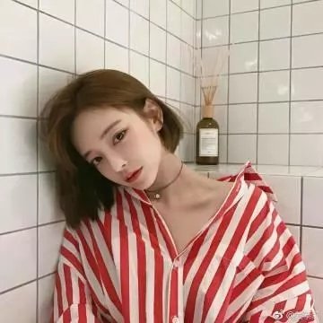 夏威夷冲浪女孩